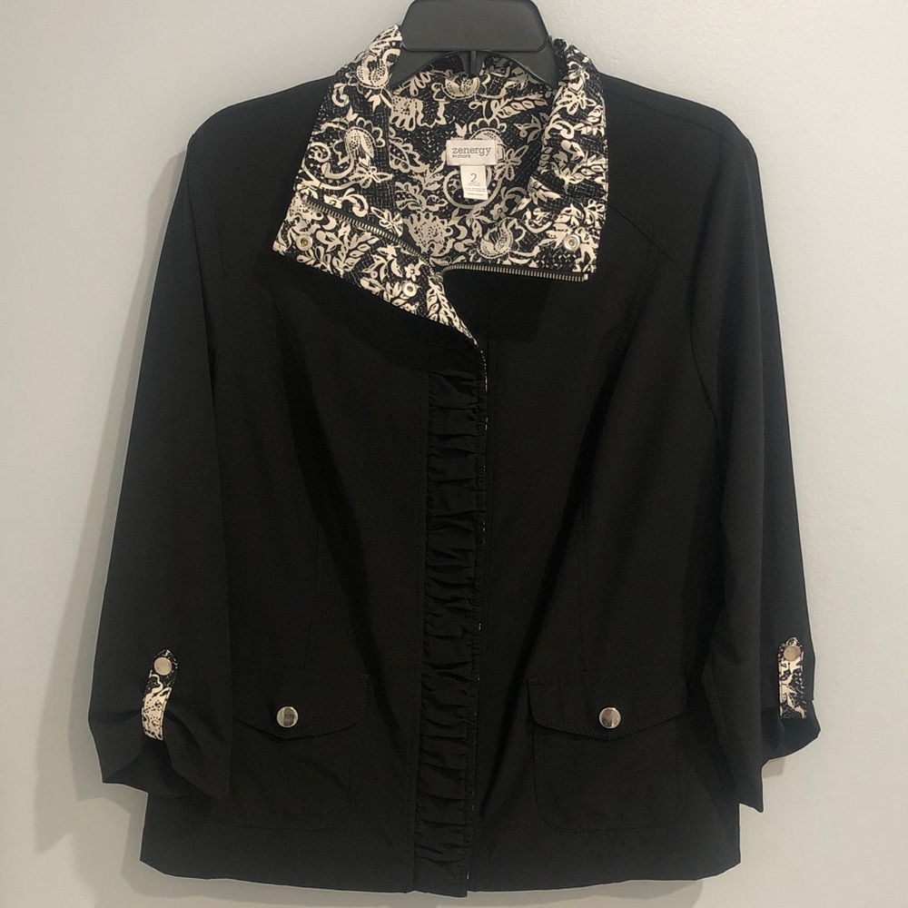 Zenergy Chico's Women’s Black Zip Up Jacket Front Ruch Size 2